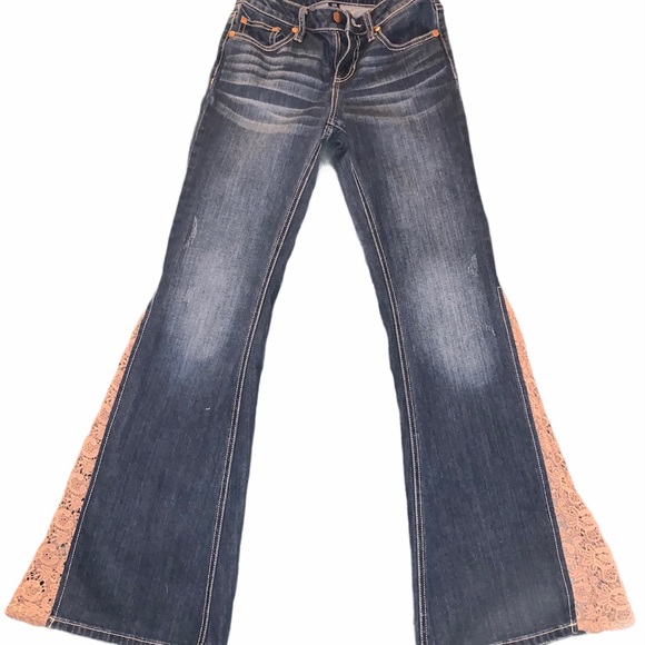 Wrangler bell bottoms - Picture 5 of 5